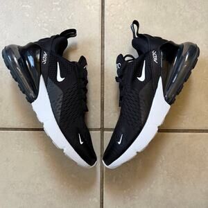 Nike Air Max 270 Black/White Size 9 Women